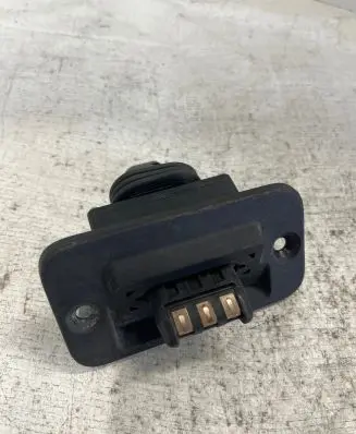 Volkswagen Caddy Front door sensor 10400167310
