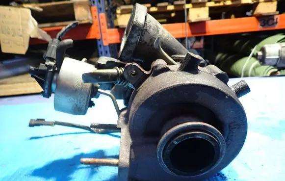 Chevrolet Orlando Turbo 25187703 4947701510