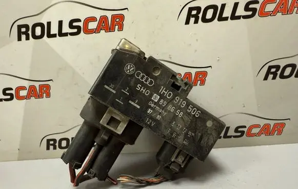 Volkswagen Golf III Coolant fan relay 1H0919506