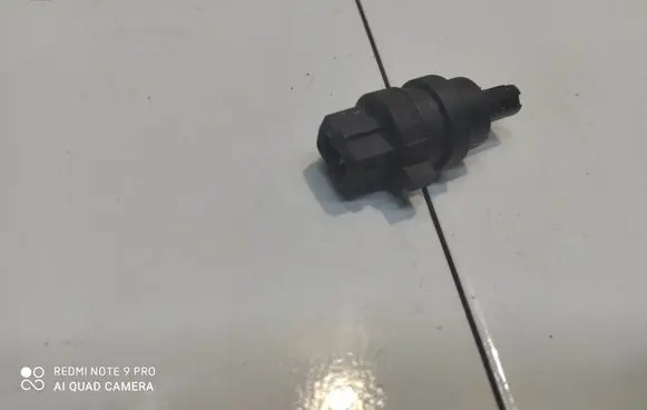 Coolant temperature sensor