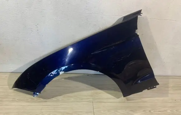 Ford Mustang VI Fender