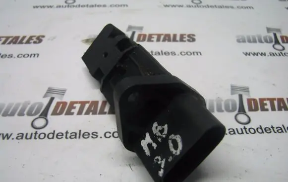 Mercedes-Benz E W210 Mass air flow meter F00C2G2026