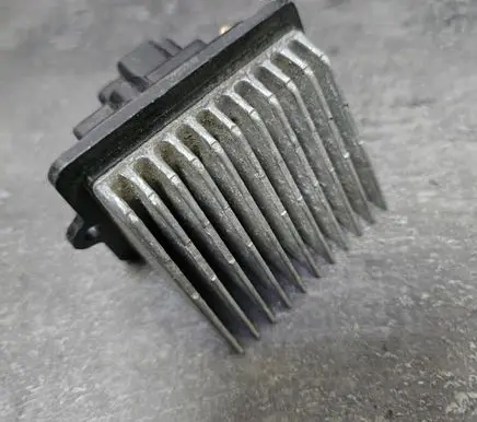 Mazda 6 Heater blower motor/fan resistor