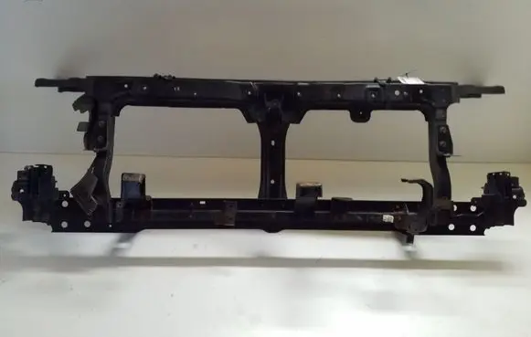 Nissan Navara Radiator support slam panel 