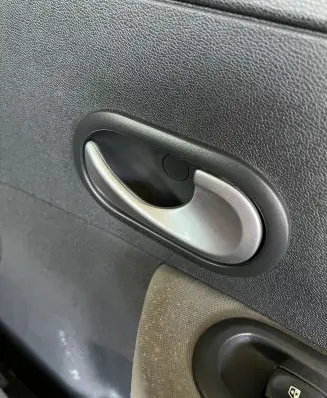 Front door interior handle