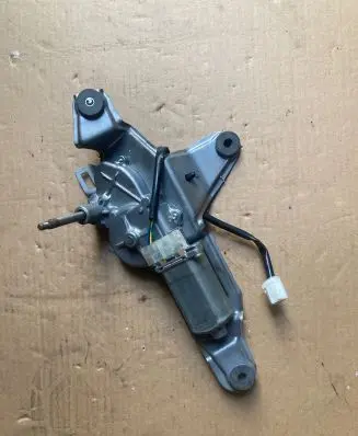 Suzuki Grand Vitara II Rear window wiper motor 2596000632