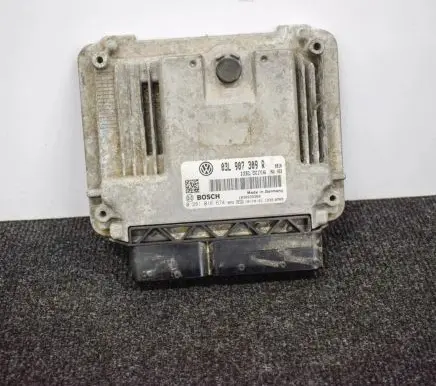 Volkswagen Golf VI Engine control unit/module