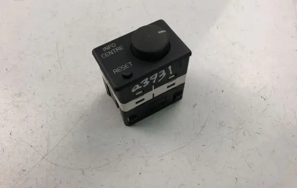 Traction control (ASR) switch