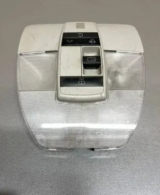 Mercedes-Benz B W245 Front seat light 16093301