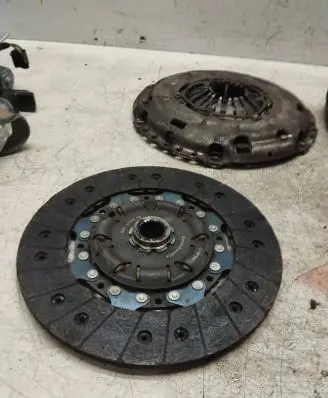 Skoda Octavia Mk1 (1U) Clutch pressure plate 324035510