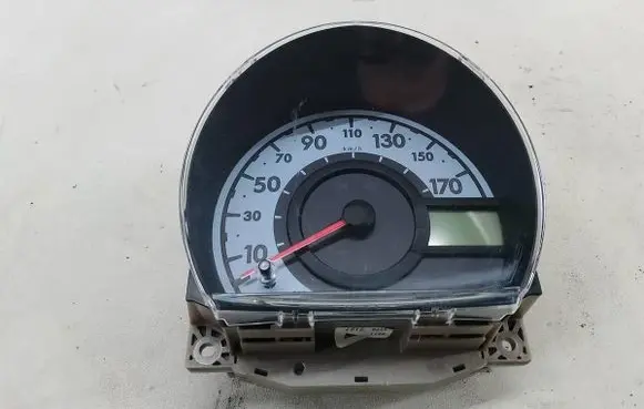 Speedometer (instrument cluster)