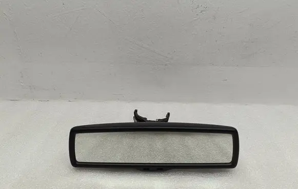 Rear view mirror (interior)