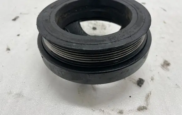 Mercedes-Benz E W212 Crankshaft pulley 201613G0