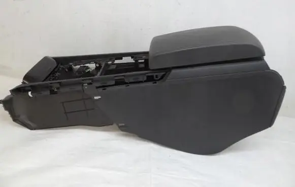 Peugeot 508 Center console 