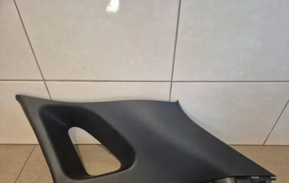 Hyundai Kona I (D)pillar trim (top) 85860J9000