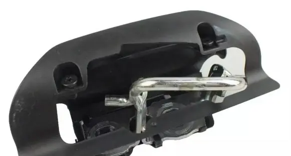 BMW i3 Rear door lock loop/hook striker 7266740
