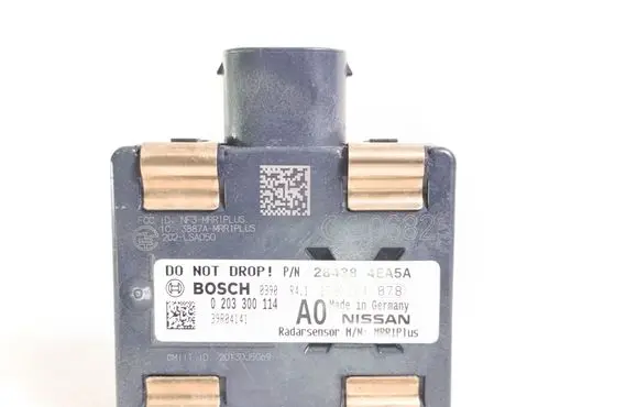 Nissan Qashqai Distronic sensor radar 284384EA5A 0203300114