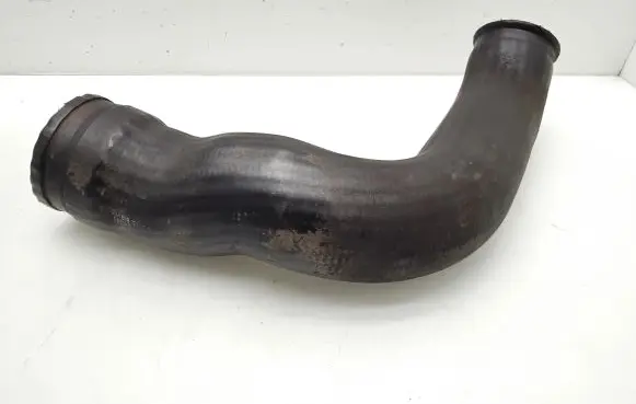 Intercooler hose/pipe