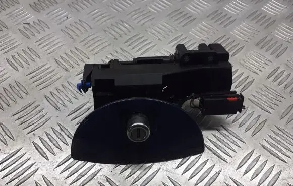 Opel Corsa C Tailgate opening switch 09183495