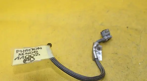 Volkswagen Phaeton Headlight ballast module Xenon 0-0953726-3