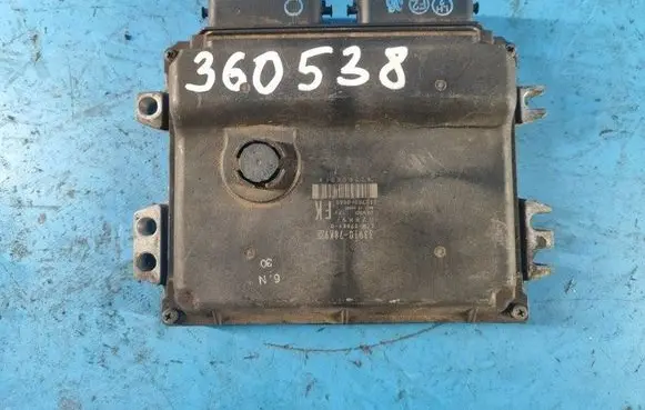 Suzuki Grand Vitara II Engine control unit/module 3391078K90