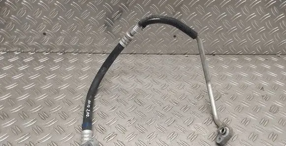 Toyota Avensis T270 Air conditioning (A/C) pipe/hose 8870305350