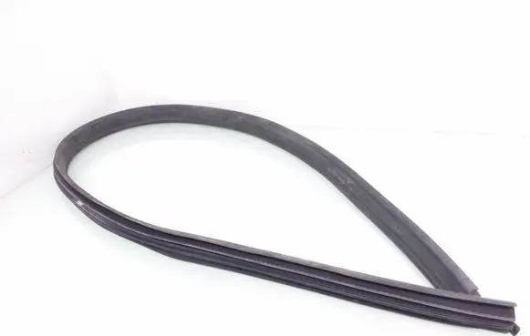 Opel Astra H Rubber seal front coupe door 13252436 000205237