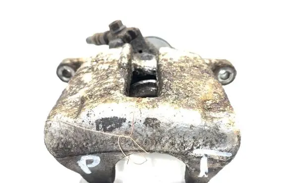 Volkswagen PASSAT CC Rear brake caliper