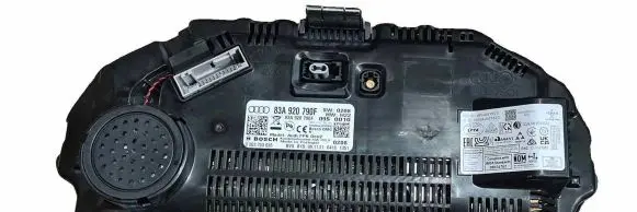 Audi Q3 F3 Speedometer (instrument cluster) 83A920790F