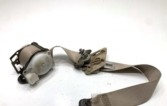 Toyota Land Cruiser (FJ75) Rear seatbelt TKAB0EF627
