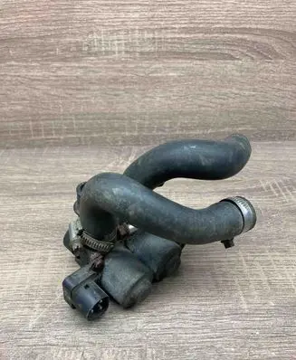 BMW 3 E36 Coolant heater control valve 8391419 1147412053