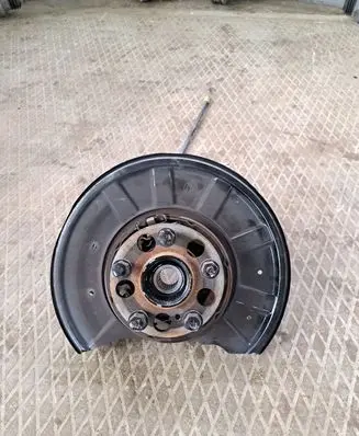 Mercedes-Benz E W212 Rear wheel hub spindle/knuckle 
