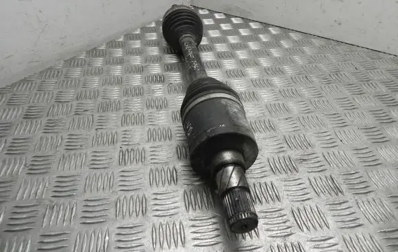 Jeep Grand Cherokee (WK) Front driveshaft 52104701AB