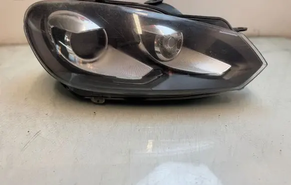Volkswagen Golf VI Headlight/headlamp 5k1941752c