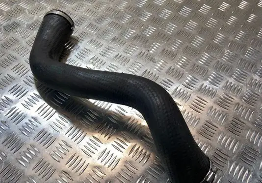Volvo V50 Intercooler hose/pipe 31274146
