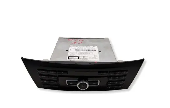 Mercedes-Benz C AMG W204 Radio/CD/DVD/GPS head unit A2049001813