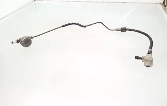 Clutch slave cylinder