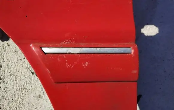 Hyundai Lantra I Fender trim (molding)