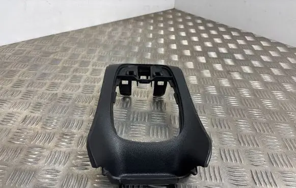 Opel Meriva B Gear shifter surround trim plastic 13258302