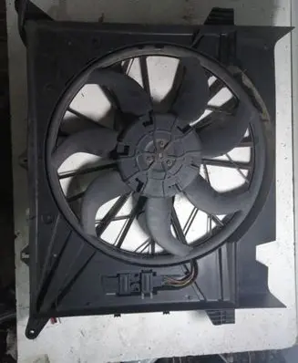 Volvo XC90 Electric radiator cooling fan 31111543 0606132004 1137328116