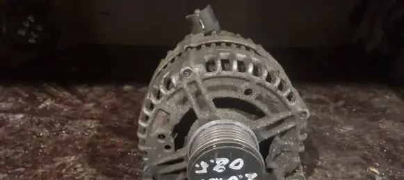 Volvo V70 Generator/alternator 0121715024 6G9N10300YC