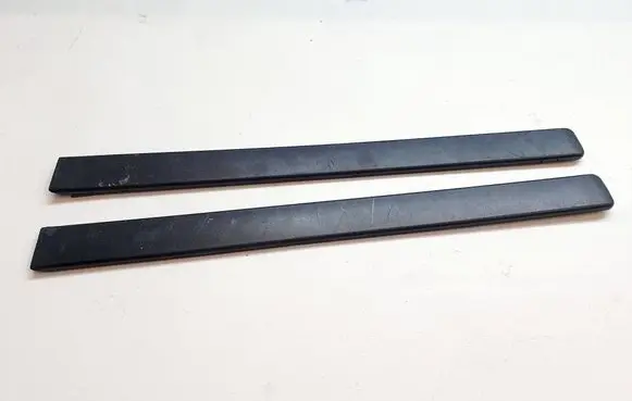 Audi 80 90 S2 B4 Rear seat rail trim cover 8A5886747