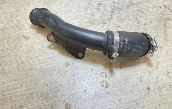 Ford Transit - Tourneo Connect Intercooler hose/pipe F1B16F075AA