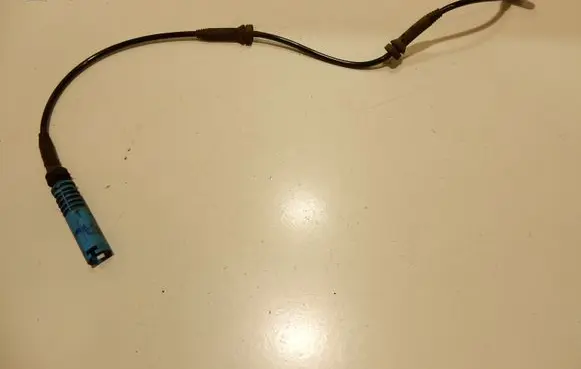 BMW 5 E60 E61 Front ABS sensor wiring 34526775863 6775863 56123