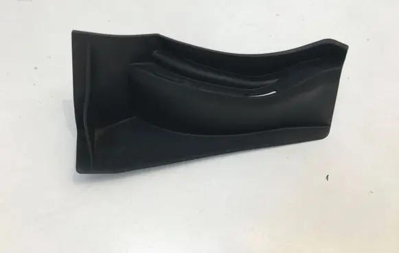 Nissan Qashqai J12 Wiper trim 7632