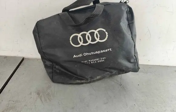 Audi Q2 - First aid kit 4L0093108B