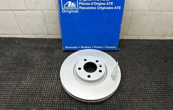 Volkswagen Transporter - Caravelle T5 Front brake disc