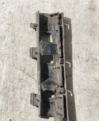 Volkswagen PASSAT B6 Front bumper mounting bracket 3C0807183