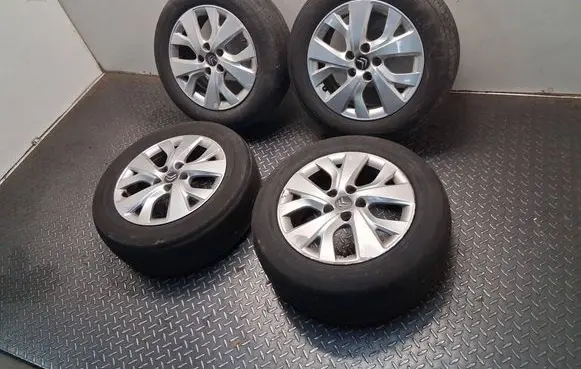 Citroen C4 II Picasso R16 alloy rim 9677089777
