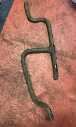 Engine coolant pipe/hose